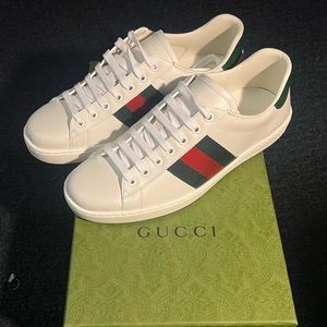 Gucci Men's New Ace Leather Low-Top Sneakers